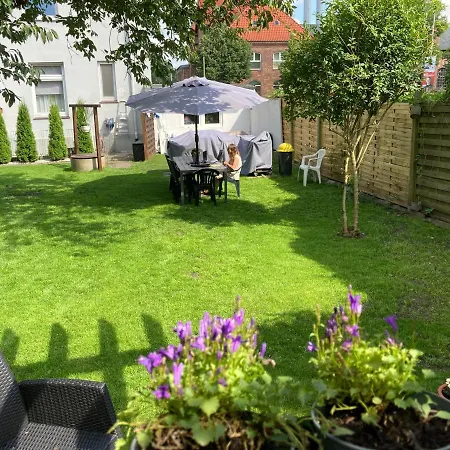 Lejlighed Garten In Lueneburgs Zentrum *